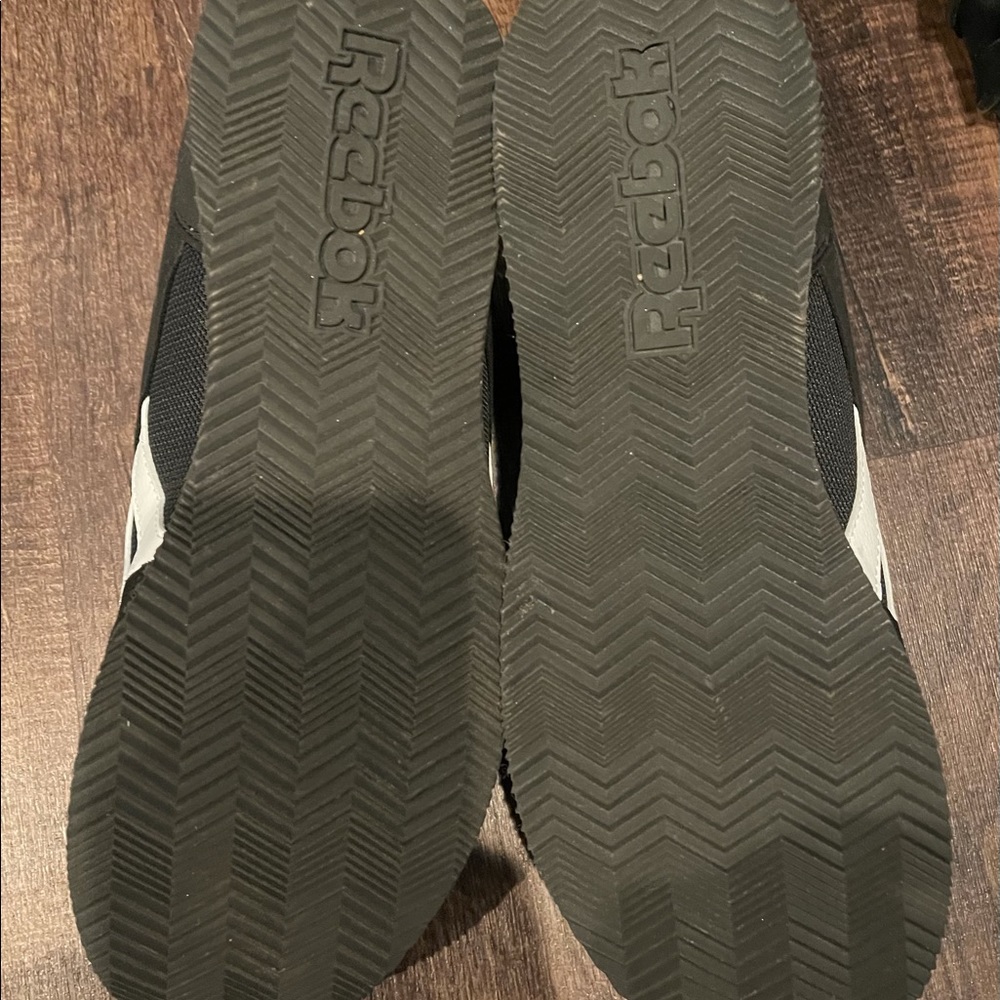 Women’s classic Reebok - Picture 2 of 3